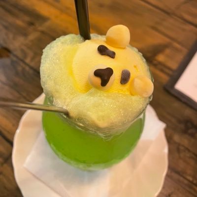 アイドルさんはパフォーマンスしている時、凄い輝いてます。その瞬間をいい感じに撮れたらアップしていきたいです。無言フォローお許し下さい🙏