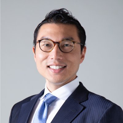 株式会社RevComm CEO|著書「VOICE ANALYSIS 音声×AIがもたらすビジネス革命」|音声解析AI「MiiTel」を提供|ビジネスにおける口頭コミュニケーションをAIで解析・可視化・データ化して蓄積|音声データをビッグデータとしてアセット化|Voice × AI |裏千家専任講師資格 茶名:宗武
