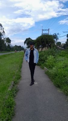 FOUNDER AT WAGAFORGE
mechatronic engineer,
Skills in embedded systems, pcb design, cloud and IOT , edge ml, electric mobility technology fan, 3d modelling