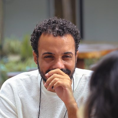 raafarofa's profile picture. vey...