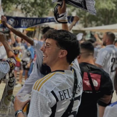 He visto al @realmadrid levantar 6 @ChampionsLeague de 15, en 10 años, mientras su máximo rival pagaba 8,4M durante 17 años al vicepresidente de los árbitros.