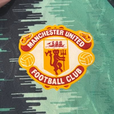 Manchester United Shirt Collector. After Man Utd Shirts in Excellent Condition/BNWT in Size M/L/XL - especially 90s Shirts. Got Shirts for Sale? DM Me.
