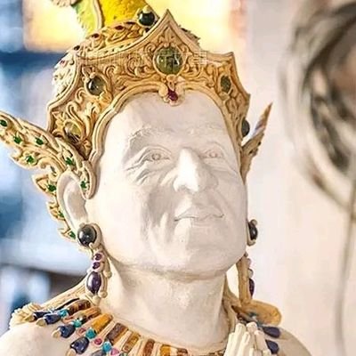 ZiXia42255's profile picture. 