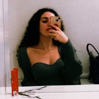 bloomblaums's profile picture. @coldplay ‘s Parachutes is my whole personality