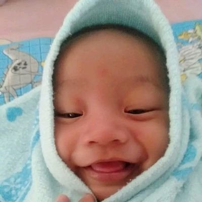 Bismillahirrahmanirrahim
 Let's be friends. I'm a good listener