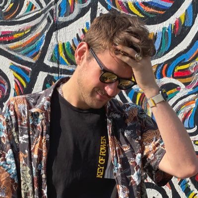 verazelet's profile picture. data engineering