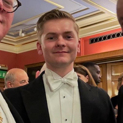 JacksonBP_D's profile picture. law graduate, gay 🏳️‍🌈