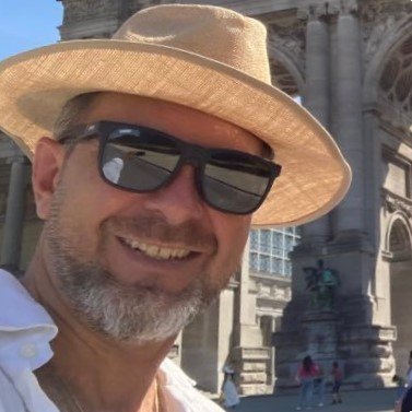 pvt account; 🇪🇺EU official, fmr Ambassador of Poland🇵🇱 to NZ🇳🇿&🇰🇮🇼🇸🇹🇻🇹🇴; int’l relations, history & #travelling; https://t.co/EMK9Ke33aw