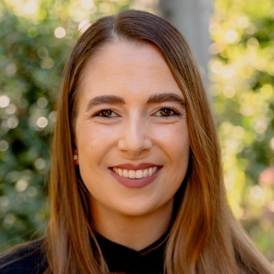 danajc's profile picture. Likely on a ✈️ or drinking 🍵