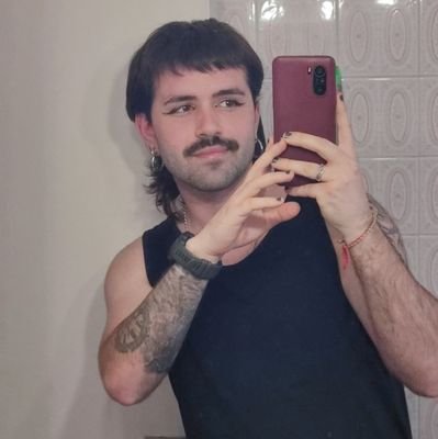 Benvinguts al meu perfil i ✨puta Espanya✨
si m'insultes (Mena)more