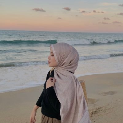 ErinDanisy87811's profile picture. 18