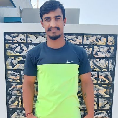 HareeshHar92625's profile picture. 