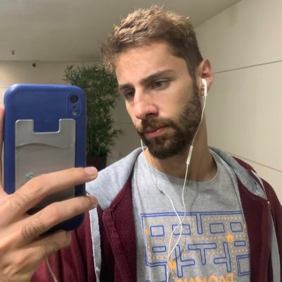 oantigotreispe's profile picture. quem quiser me derrubar vai ter que me levantar primeiro 😼