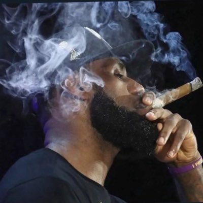 Icemore_'s profile picture. Car dealer || Computer scientist 🔑🚗💻 💯✌