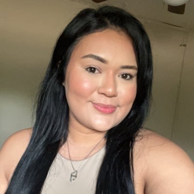 jesssicaarmenta's profile picture. wings & fries connoisseur 🫶🏼 || Leilani’s mama 🤍