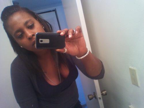 Down to earth,and freaking awesomeeeeeee!!!!#teamLesbian;#teamFollowBack;,#teamFutureMILFSofAmerica;#teamfreakingawesome;#teamThatsWhatSheSaid,#Teamidgaf