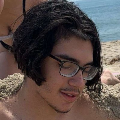 FabioTheGreatt's profile picture. Just a goofy ass broward kid who loves movies, music, and writing 🤪