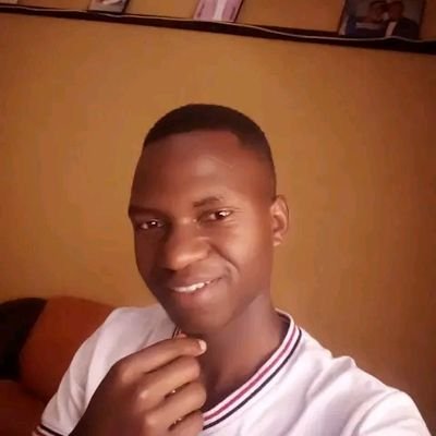DifasiMuzungu's profile picture. Am an artist (RnB,Afro Music and Dancehall)🎹singer,writer and performer 🎤🎤🎹