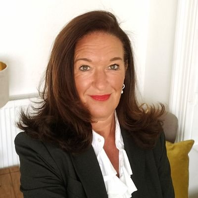 Cllr. Julie MacDougall Profile