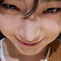 Reyy (@n_ryste) 's Twitter Profile