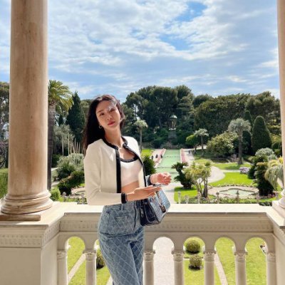 Embrace your own happiness, regardless of others' circumstances. 🌞 Opinions expressed are solely my own. 🌟