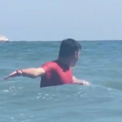 CarlosB21896505's profile picture. 