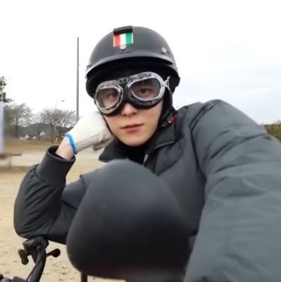 FlowerCatJAM's profile picture. 🦐