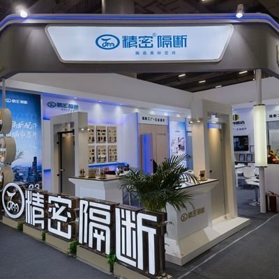 ElenaLiangJM's profile picture. 