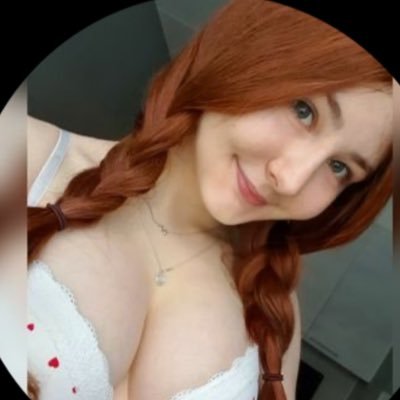 The girl next door, 23 years old i I like video games, cooking and embroidering More of my content