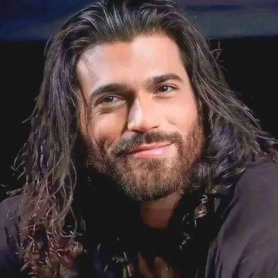 ♥ Rock'ım, ilham kaynağım ve yaşam koçum. Hayatımda elde ettiğim başarılar sevgi ve destek sayesinde mümkün oldu. Beni sevdiğin ve en iyi halimi gördüğün için