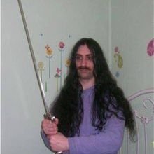 cockmasterlarry's profile picture. uhhhhhh....
