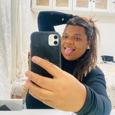 tataregiina12's profile picture. 