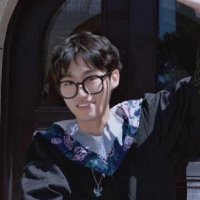 Starlitnightly (@starlitnightly) 's Twitter Profile