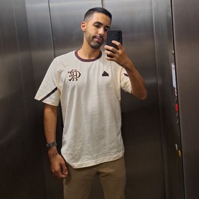 - Minha única vaidade é ver o Flamengo vencer

- Projetinho de odonter da UFG   8/10