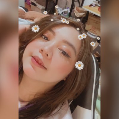 Content Creator | Gamer Mom 🇵🇭• I https://t.co/w7L4Jfz9Cc | https://t.co/et1xpSCv5K | chelliestreams@gmail.com |