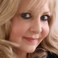 🤗 ❤😘👼💋🌊 (@theresabravo8) 's Twitter Profile Photo