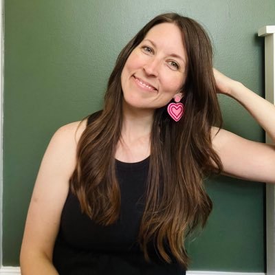 courtneyvotes's profile picture. mom  • stress baker • she/her