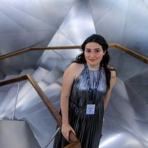 anafdzblazquez's profile picture. PhD Student @Yale & “La Caixa” Foundation Fellow @BecariosFLC | Span & Port | Law & Literature | asturmadrileña