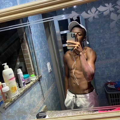 Davidvitalino06's profile picture. Isaías 54:17 https://t.co/cdt2noGRQY