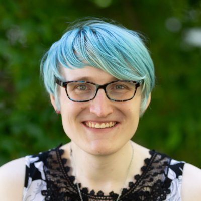 Producer of Illinois Public Media's @21stshow, @TransJA member, nerd. 📻🏳️🌈🏳️⚧️ She/her. Past: @UISPAR '21, @WPR, etc. Header: @Angela_Major_
