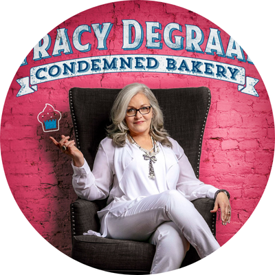 tracydegraaf's profile picture. I am a comedian.