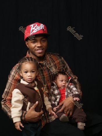 #teamGoGetta#ProudFather#TeamLaidback#TeamFollowBack...just a young man tryin'get it how I no to.faith is all i got