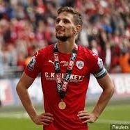 them reds! (@hazza_chisler) 's Twitter Profile