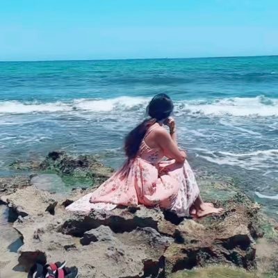 🖤 ............. .............Half of your beauty comes from the way you speak .💯 ................. 🖤