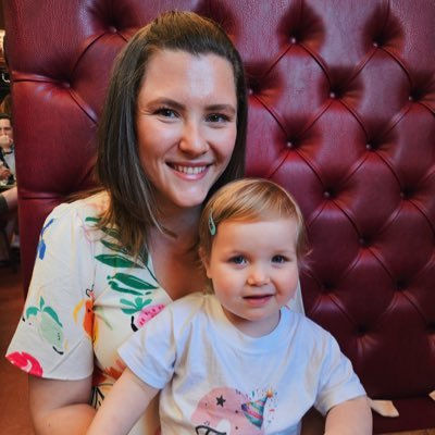 Sophie, 28👩🏼💻Social Media Officer (Communities) @samaritans 💚 Bride to be 💍✨ Blogger & MH Campaigner🧠 Opinions are my own. She/Her