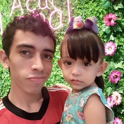 -@AnaKarenNeris1 / Mayara Beatriz
-Judeu
-Liberal
-Ativista Político/Analista Político Quase Preciso
-Letras 📚