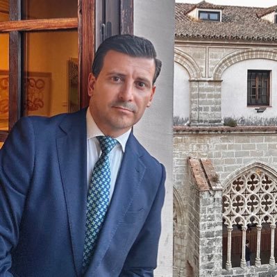 Periodista. Padre. Lasaliano. De Jerez.