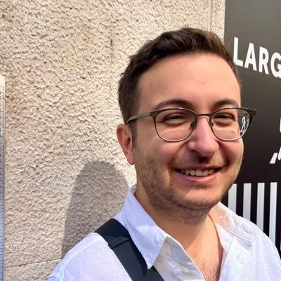 Hsynatilgan's profile picture. Proje Yöneticisi / Dijital Amele • Davulcu