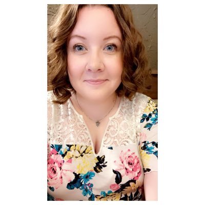 Emi_Brooke's profile picture. let them 💋