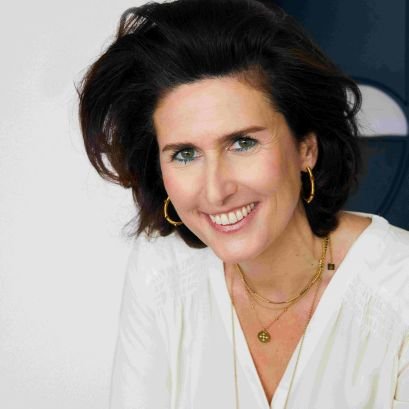 Chief Communications & Brand Officer @TF1group
|#News addict l Corsican & Mediterranean lover | #photography enthusiast I #Xoogler l #Celsaalumni